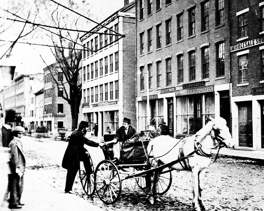 Macy’s Annual Thanksgiving Parade Began on Haverhill’s Merrimack Street in 1854