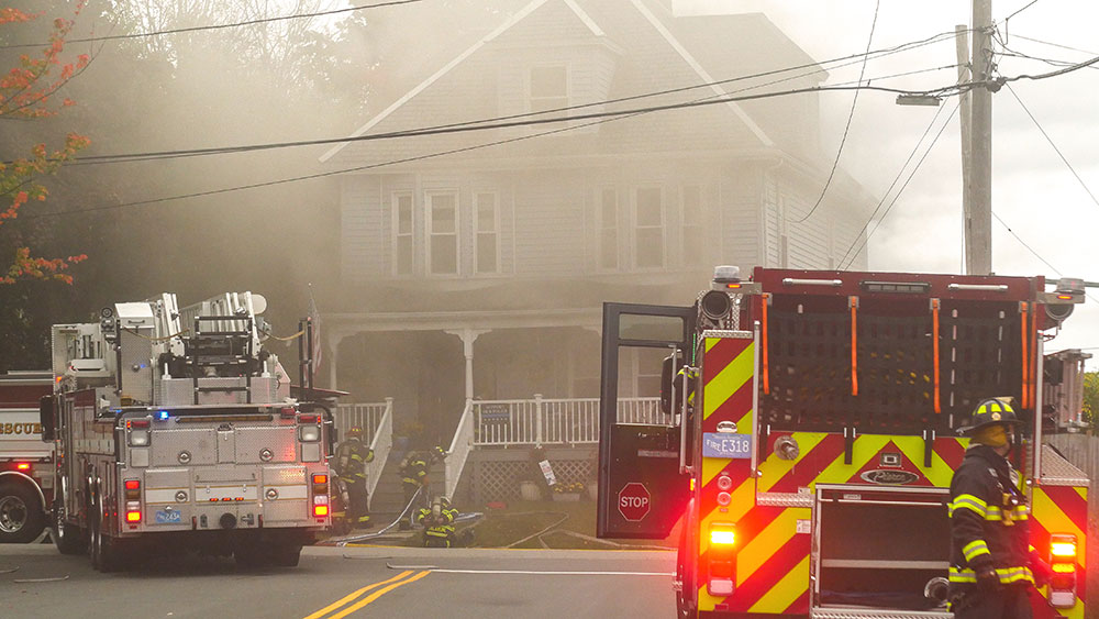 Haverhill Firefighters Quickly Contain Ward Hill House Fire to Basement