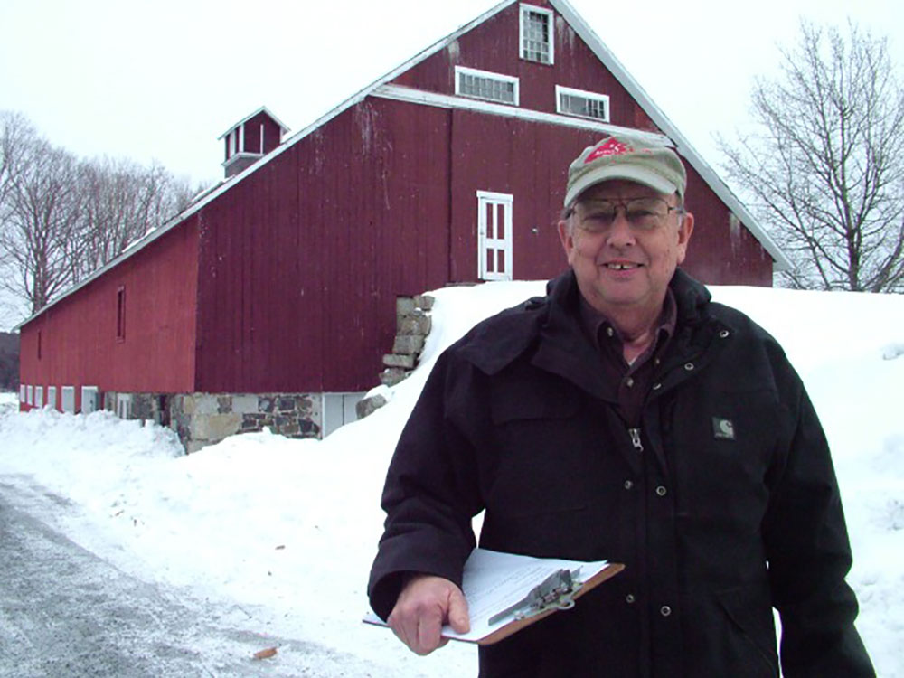 Porter Discusses Evolution of Barn Building During Whittier Birthplace Lecture April 28