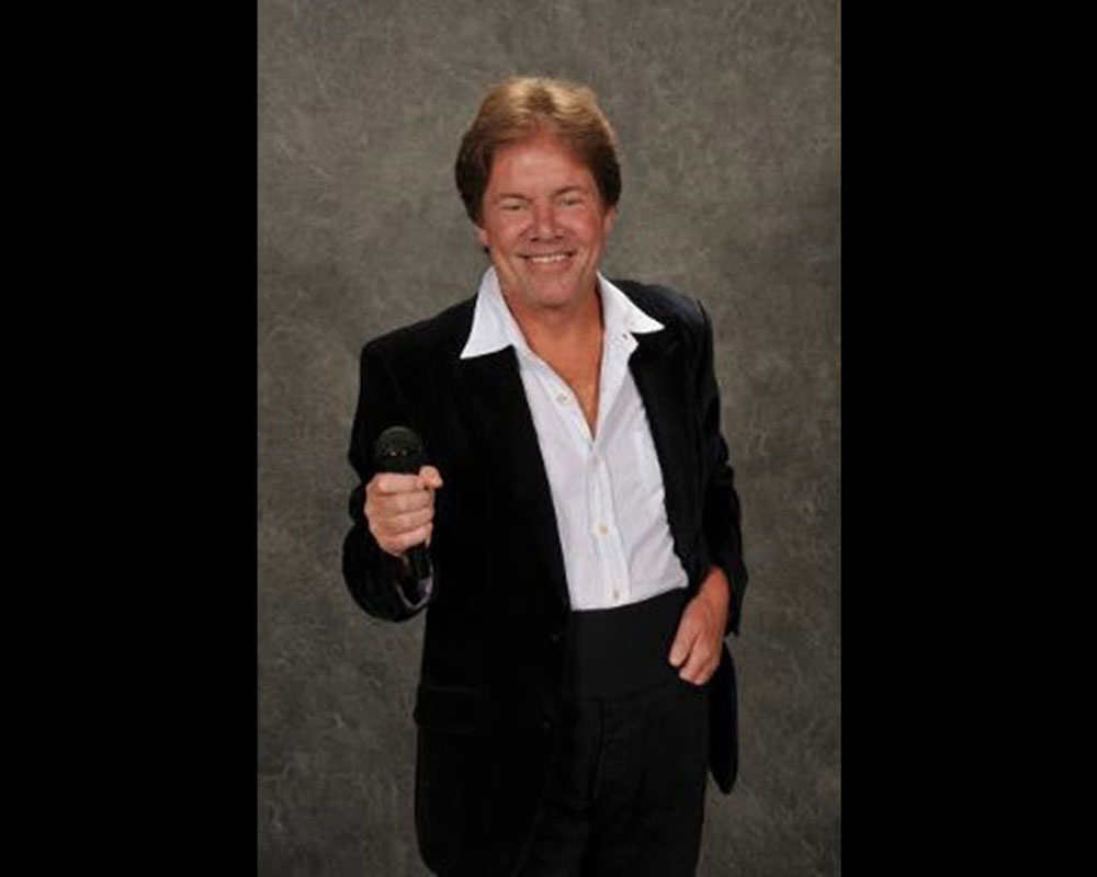Singer Tommy Rull Entertains Today at Noon at Haverhill Citizens Center