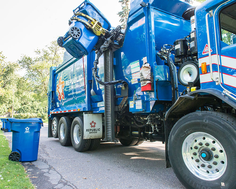 Plaistow, N.H., Asks Residents to Direct Trash Questions to Town Following Vendor Merger