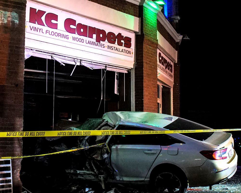 Driver Dies After Early Morning Crash at Lafayette Square, Haverhill, Storefront
