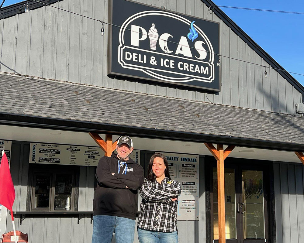 Pica’s Deli & Ice Cream Hosts Merrimack Valley Chamber Networking Breakfast
