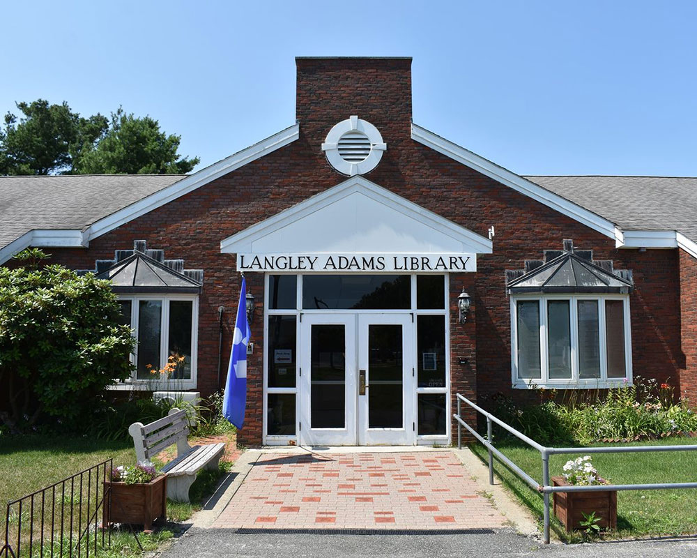 Groveland’s Langley-Adams Library Receives $15,000 Grant for Story and Play Project