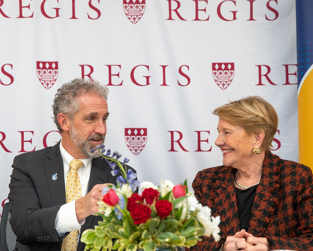 Northern Essex Community College and Regis College Sign Student Transfer Agreement